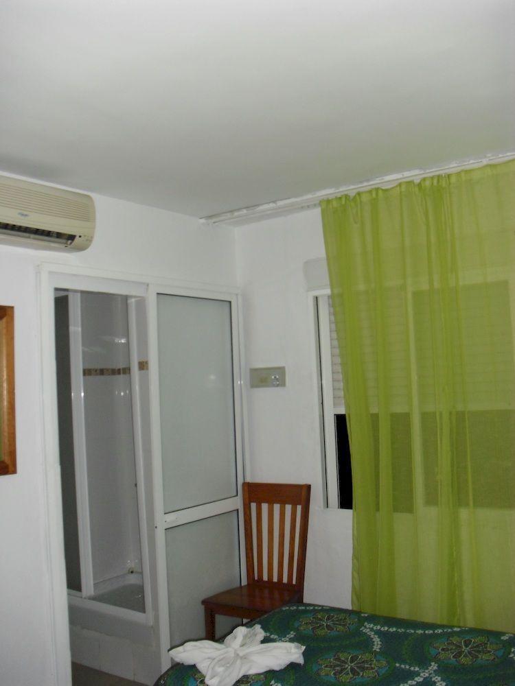 Virgen Del Rocio II Hotell Torremolinos Eksteriør bilde